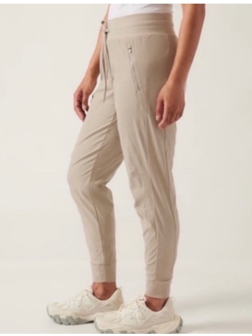 Athleta Trekkie North Jogger Pants Beige Ankle Cuffed Womens 8 Petite